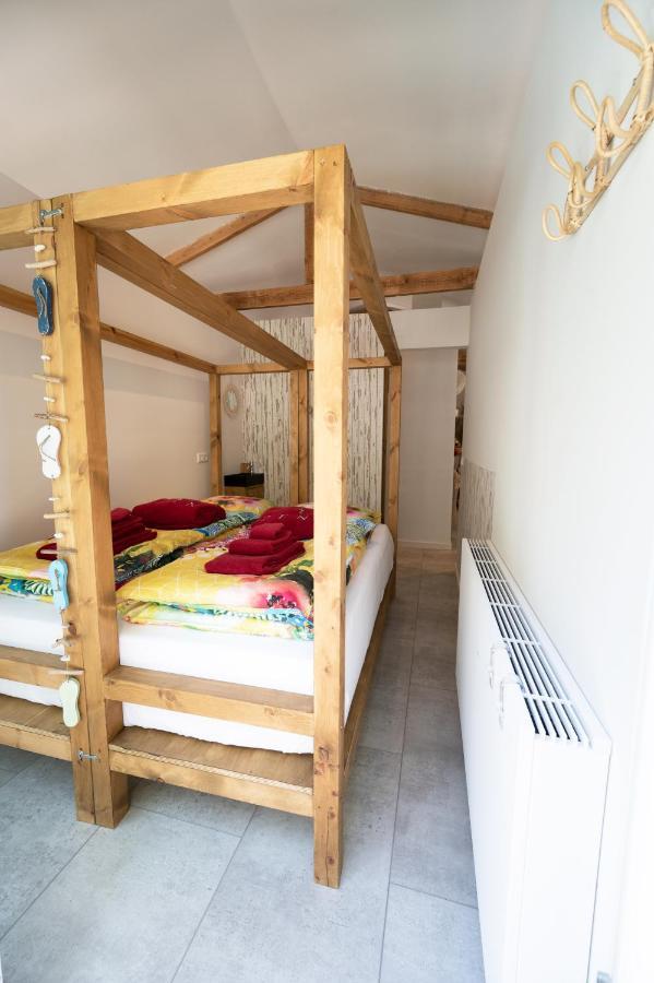 Zen-Bungalow No 2 Met Sauna En Hottub Rheezerveen Екстериор снимка